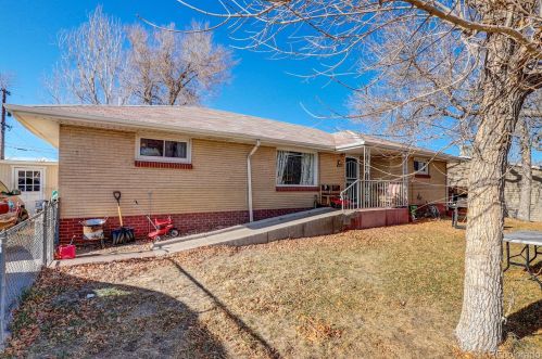 6851 Krameria St, Denver, CO 80022-2646