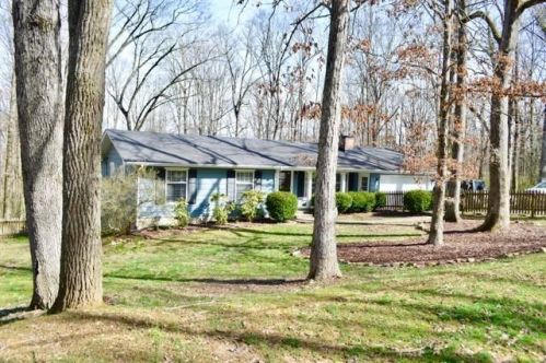 619 Texas Ave, Signal Mountain, TN 37377-2259