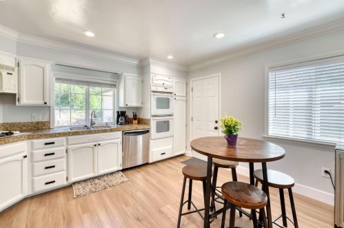 9123 Valley View Dr, Newcastle CA  95658-9366 exterior