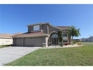 2304 Wood Pointe Dr, Tarpon Springs, FL 34691-7835