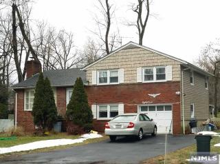 89 Knickerbocker Rd, Demarest NJ  07627-1402 exterior