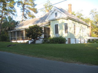 337 Norton St, Boston, GA 31626-2544