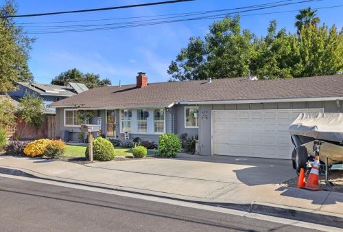 877 C St, Valley Home, CA 95361-3103