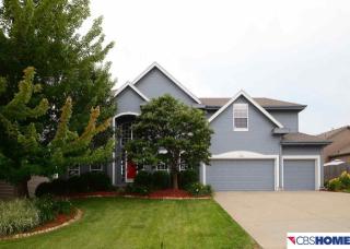 17821 Shadow Ridge Dr, Omaha, NE 68130-2648