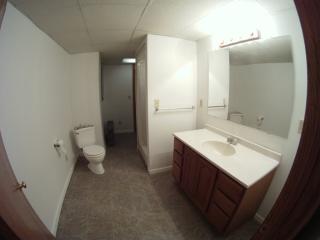 318 Grove St, Kewanee, IL 61443-2049