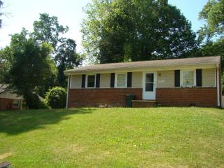 3705 Mosby Dr, Greensboro, NC 27407-4429