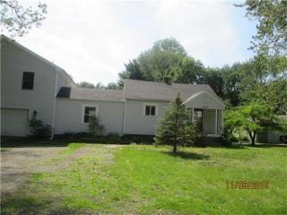 2241 Vaness Dr, Toledo OH  43615-2624 exterior