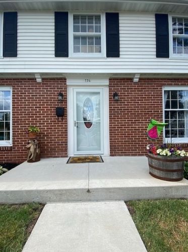 736 3rd St, Nelson, IL 61021-3211