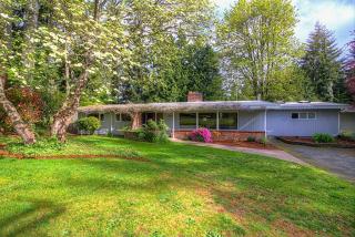 10523 Robin Hood Dr, Edmonds, WA 98020-5113