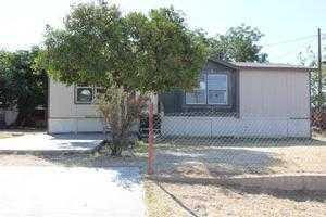 2119 Gage St, Bakersfield CA  93305-2716 exterior