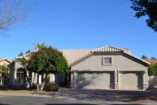 2017 Dias Dr, Gilbert AZ  85234-3835 exterior