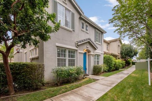 7930 English Oak Cir, Gilroy, CA 95020-2537