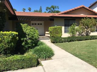 1625 Old Oak Ln, Arcadia CA  91006-1802 exterior