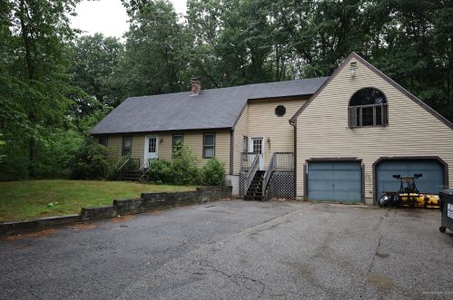 118 Locksley Ln, Wells, ME 04090-7639