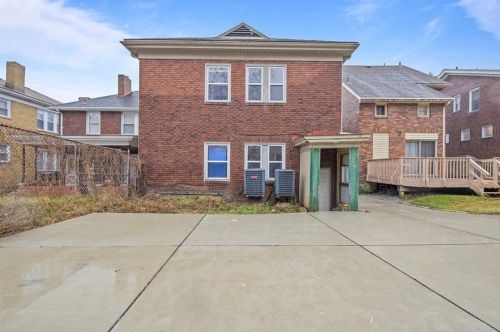 933 Kennebec St, Pittsburgh, PA 15217-2604