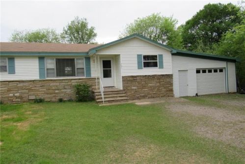 705 18th St, Ozark, AR 72949-2038