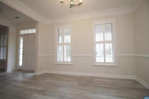 5426 Hill Top St, Crozet VA  22932-3167 exterior