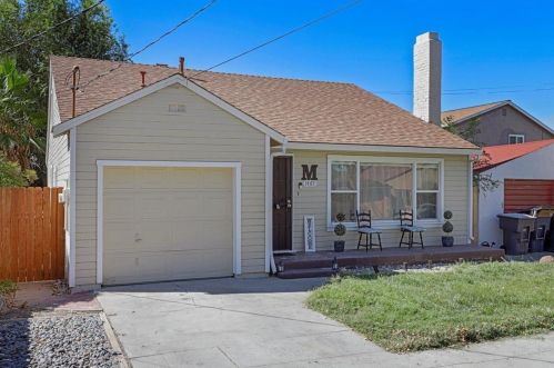 1465 Wall St, Tracy, CA 95376-3440