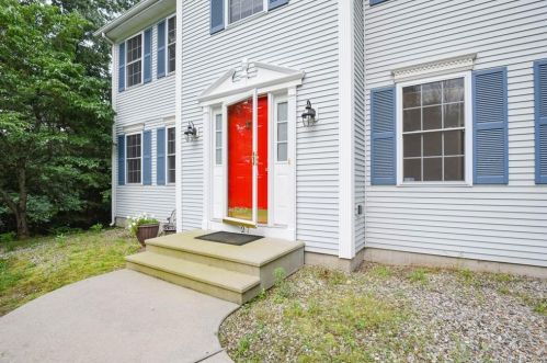 27 Old Tavern Ln, Coventry, CT 06238-1356