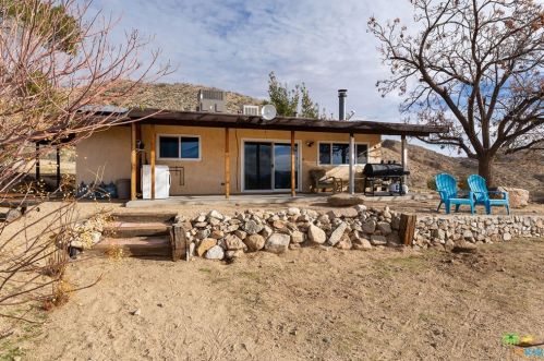 8524 Rose Eden Dr, Morongo Valley, CA 92256-9614