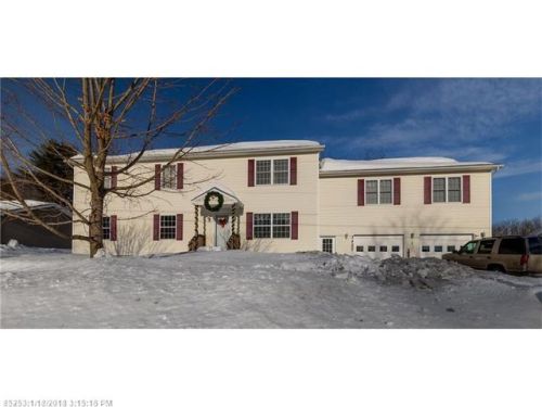 57 Jean St, Lewiston, ME 04240-4104