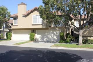 553 Glenhurst Dr, Anaheim, CA 92808-1926