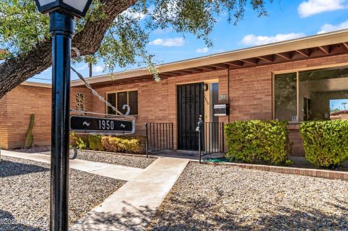 1950 Anklam Rd, Tucson, AZ 85745-2172