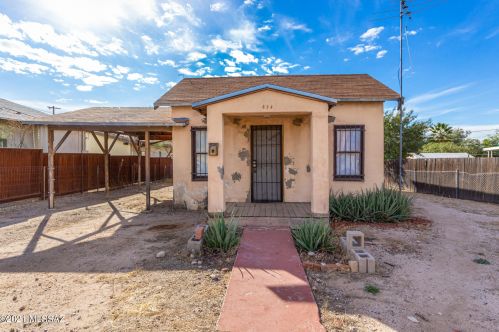 834 Lee St, Tucson, AZ 85719-3932