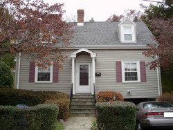 9 Cummings Rd, Newton, MA 02459-1734