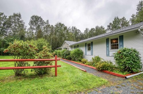 145 Porter Rd, Bath, NH 03740-4818