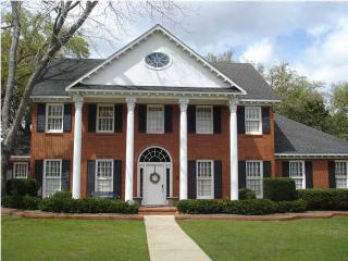 1421 Oak Vale Ct, Mobile, AL 36609-2206