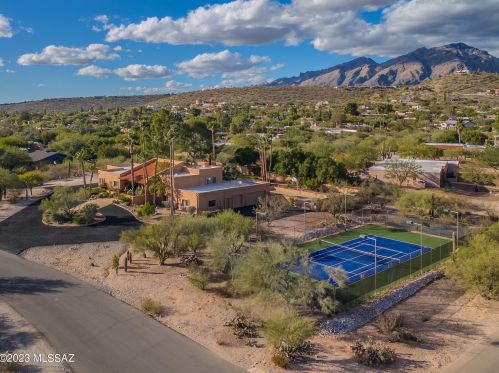 3555 Pantano Rd, Tucson, AZ 85750-2805