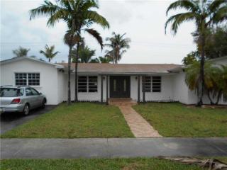 21225 19th Ct, Miami FL  33179-1514 exterior