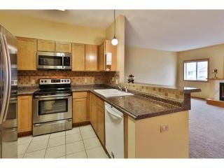 644 Woodduck Dr, Saint Paul, MN 55125-1801