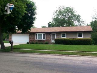 234 Janet Ave, Hillcrest, IL 61068-2128