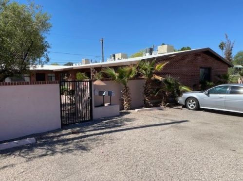 3342 2nd St, Tucson, AZ 85716-4214