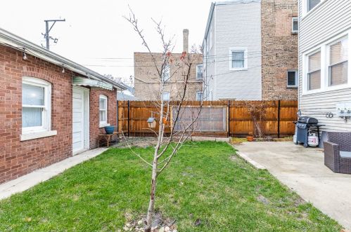 3352 Avers Ave, Chicago IL  60618-5257 exterior