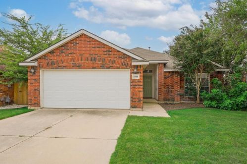 5405 Royal Birkdale Dr, Fort Worth, TX 76135-1410