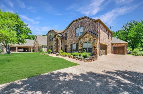 12256 Indian Creek Dr, Fort Worth TX  76179-6637 exterior