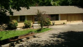 815 15th Ave, Puyallup WA  98371-7481 exterior