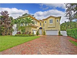 7335 54th Ct, Miami, FL 33143-5701