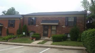 790 Spring Meadows Dr, Lexington, KY 40504-3645