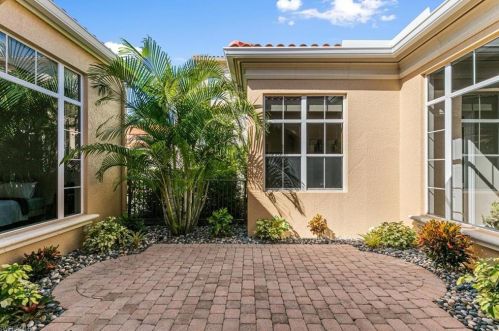 8536 Bellagio Dr, Naples, FL 34114-6434