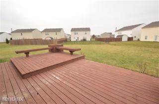 5746 Plymouth Ct, Woodbury IN  46055-9470 exterior
