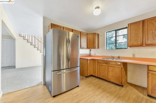 1207 Cedar St, Berkeley, CA 94702-1326