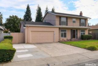 97 Moonlit Cir, Sacramento CA  95831-1564 exterior