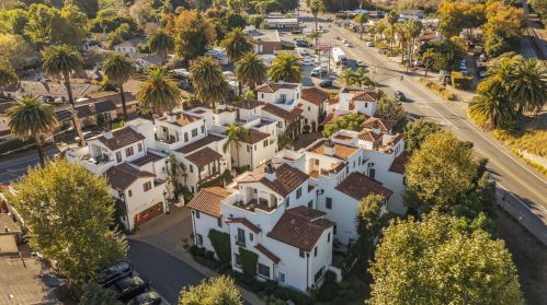 4384 Modoc Rd, Santa Barbara CA  93110-1836 exterior