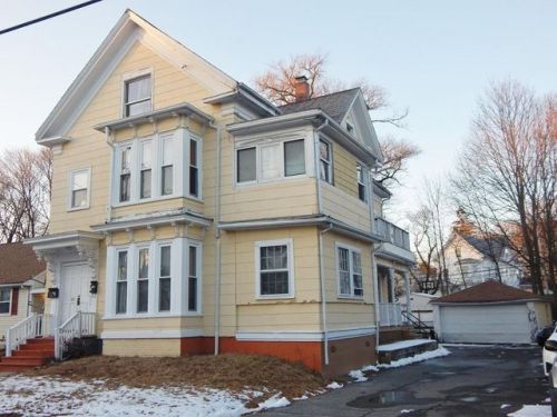 45 Richmond St, Brockton, MA 02301-2746