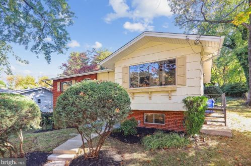 13305 Arctic Ave, Rockville, MD 20853-3013