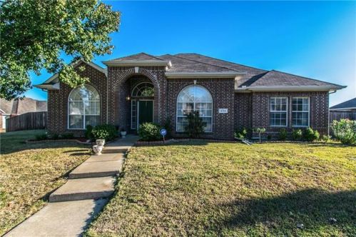 4714 Parkhaven Dr, Garland, TX 75043-7576